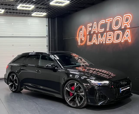 Audi RS6 negro en Factor Lambda